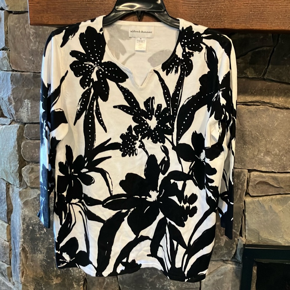 Alfred Dunner Light weight summer sweater